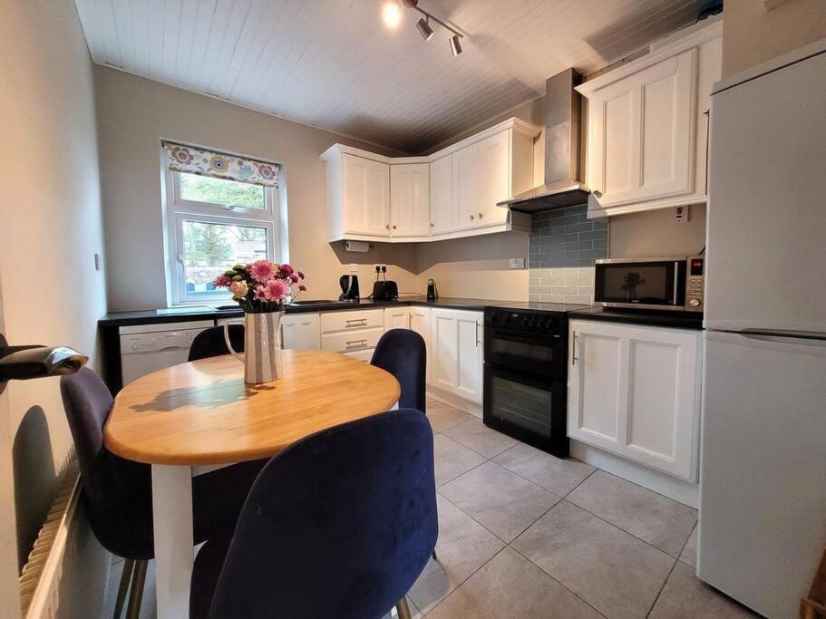 Killawalla Cottage, Westport. ภายนอก รูปภาพ